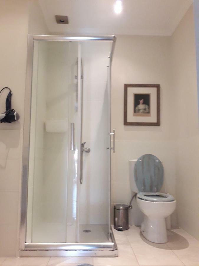 Peaceful Top Floor Apt W Balconies - Cambridge Right - Ac Funchal  Luaran gambar